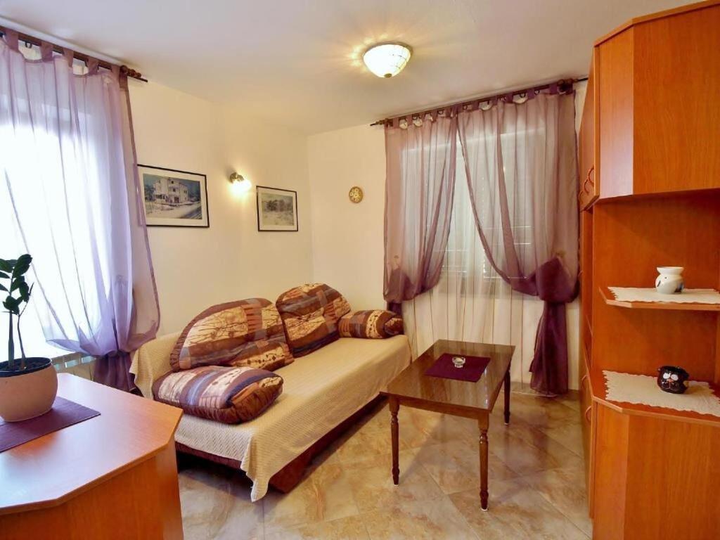 Apartments Zdenka - Garden Terrace Barbat na Rabu Экстерьер фото