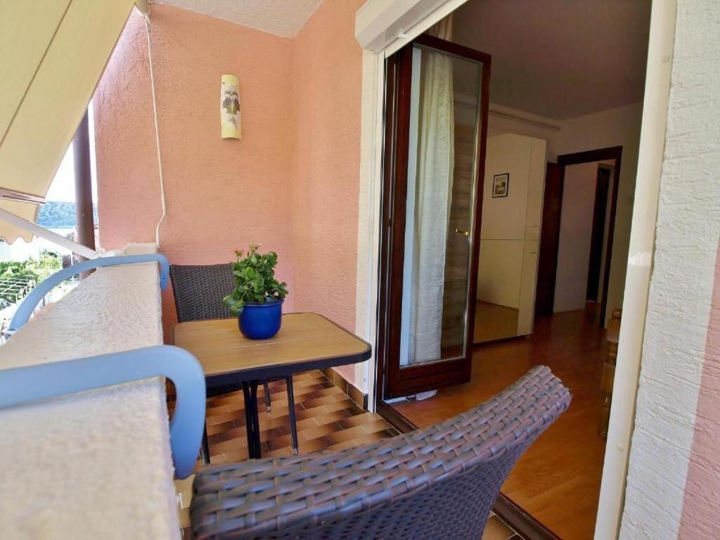 Apartments Zdenka - Garden Terrace Barbat na Rabu Экстерьер фото
