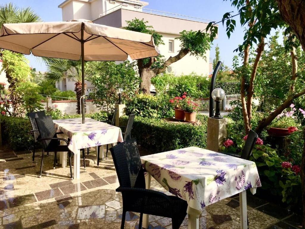 Apartments Zdenka - Garden Terrace Barbat na Rabu Экстерьер фото